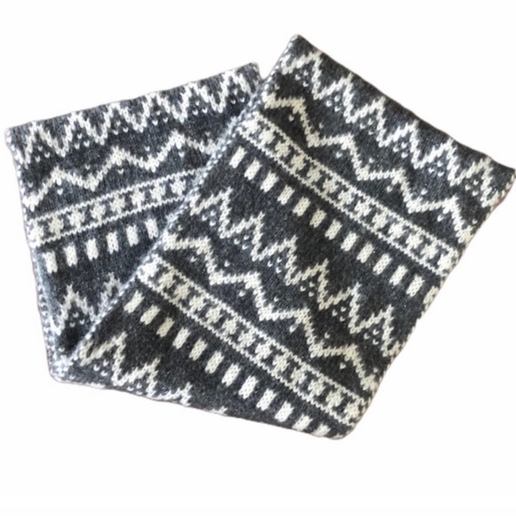 American Eagle NWOT alpaca blend grey & cream warm infinity scarf cold weather - Picture 3 of 8